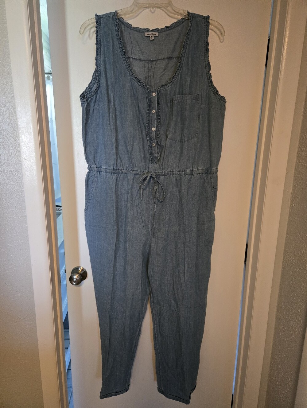 Whire Birch Sleeveless Chambray Jumpsuit - Blue